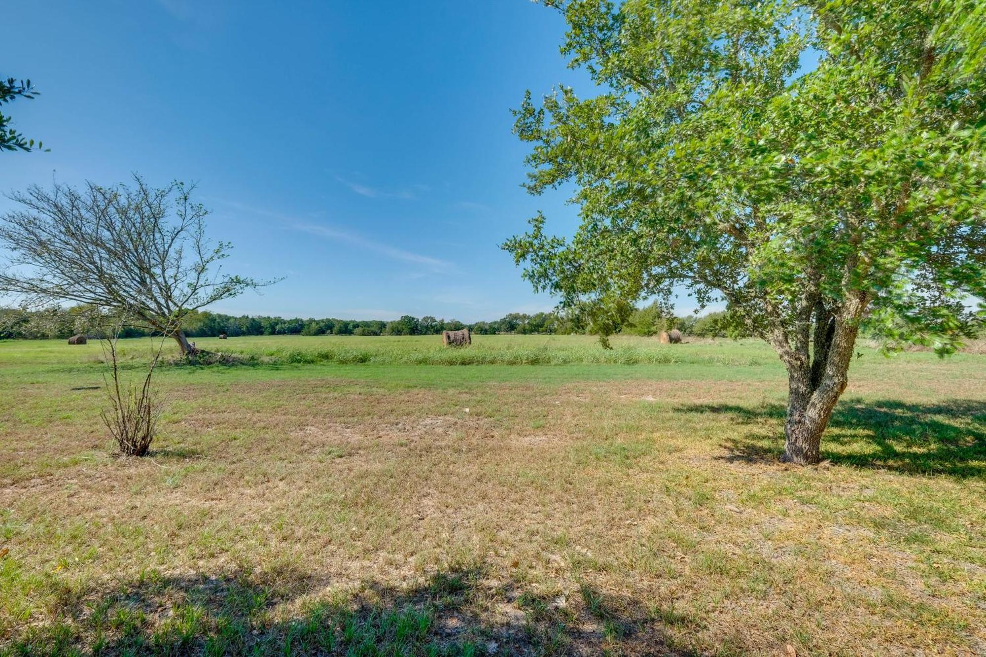 Delightful Carmine Studio On Farm Near Round Top! Buitenkant foto